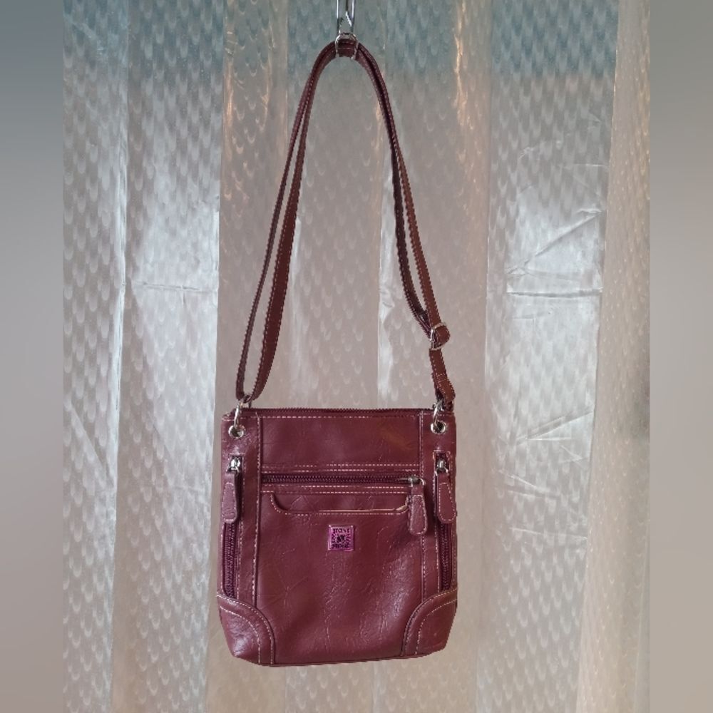 Stone & Co Purse Womens Crossbody Shoulder Bag Burgundy - Picture 1 of 8